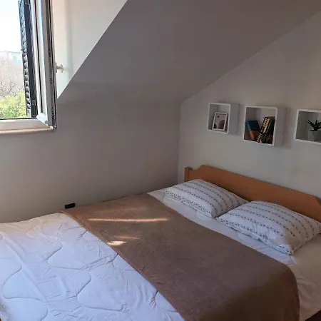 Apartment Kirka *