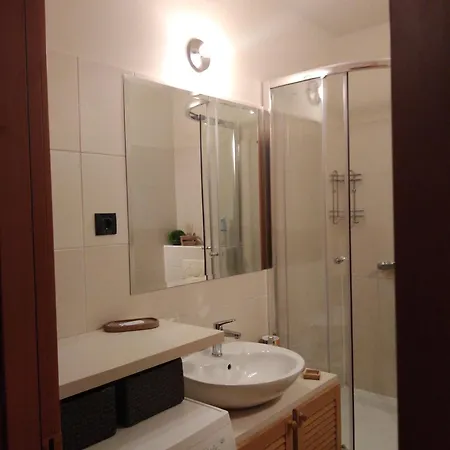Kirka Apartment