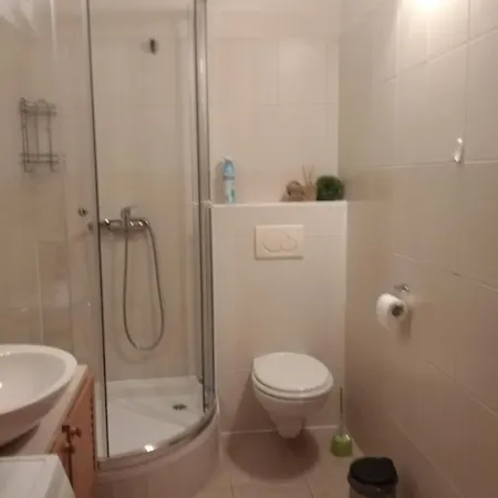 Kirka Apartment *
